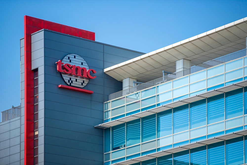 TSMC Boosts U.S. Investment by $100B, Shares Slide