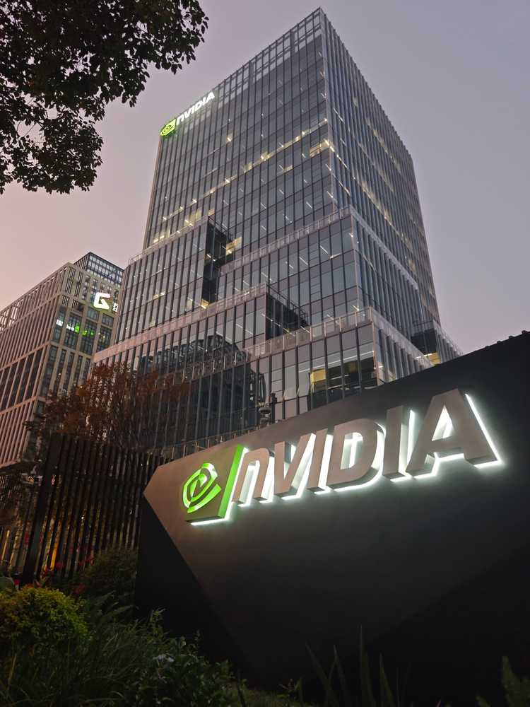 Nvidia Stock Falls Amid OpenAI Financing Talks