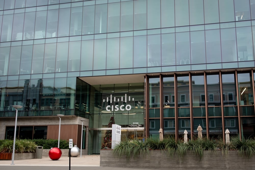 Cisco Sales Surge on AI Demand, But Stock Falls